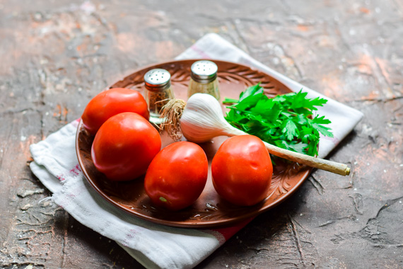 помидоры с чесноком на зиму рецепт фото 1
